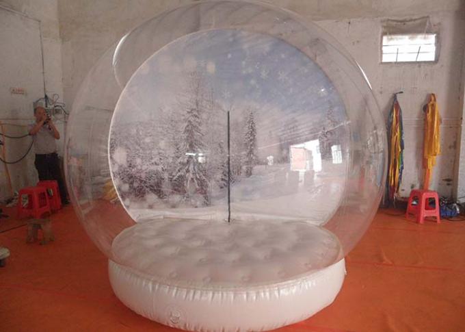 Serurity -保証のクリスマス 12 月のための膨脹可能な雪の地球の Chrismas の泡球