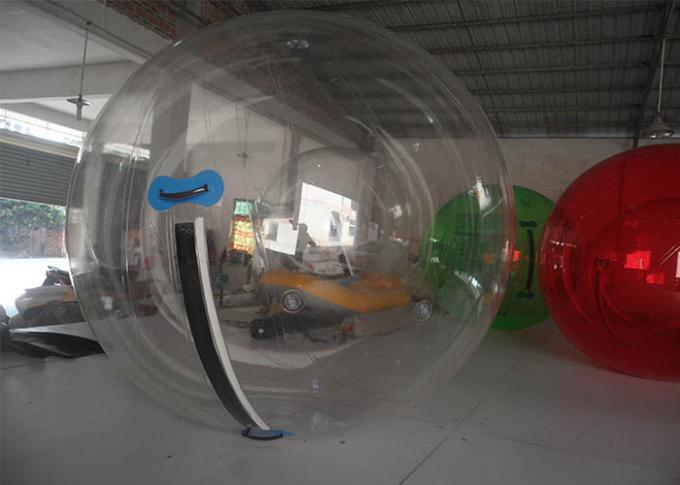 多彩で膨脹可能な水球、人間のための浮遊膨脹可能なハムスターの球