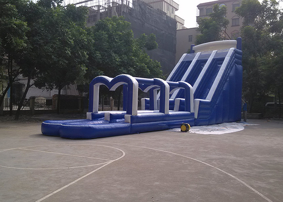 中国 膨脹可能な大人/ジャンボ水スライドのための屋外の巨大で膨脹可能な水スライド サプライヤー