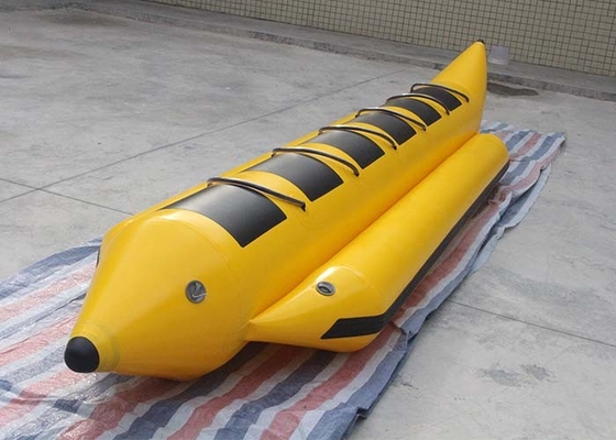 中国 黄色/黒 0.9mm ポリ塩化ビニールは膨脹可能な水おもちゃ水ゲームのバナナ ボートを毛鉤で釣ります サプライヤー