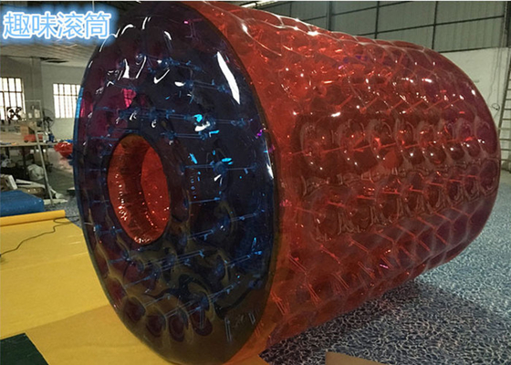 中国 0.7mm TPU 赤く膨脹可能なボディ球/人間は大きく膨脹可能なビーチ ボールを大きさで分類しました サプライヤー